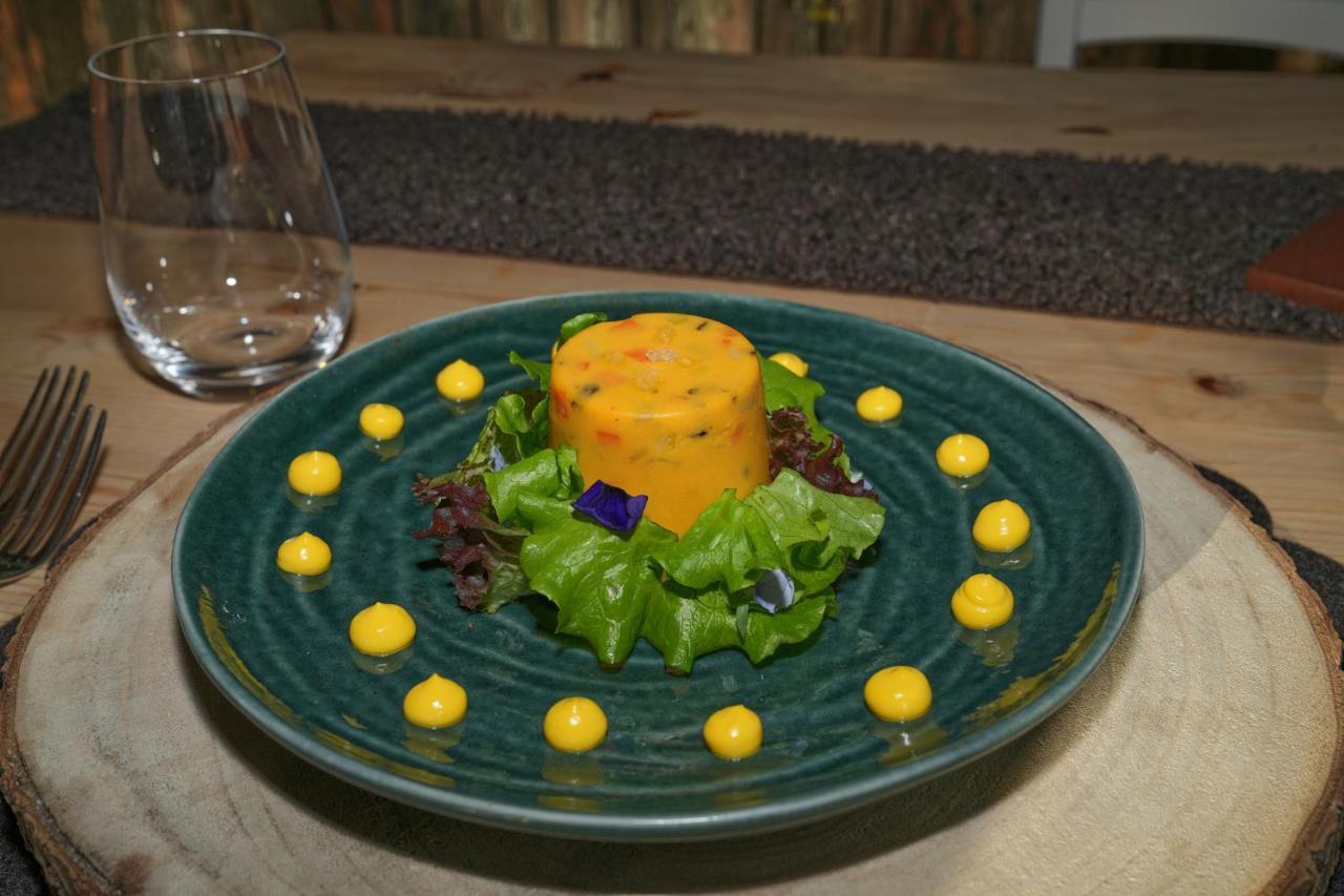 Hotel Pordoi Passo Pordoi Vegetarian Hotel กานาเซย์ ภายนอก รูปภาพ